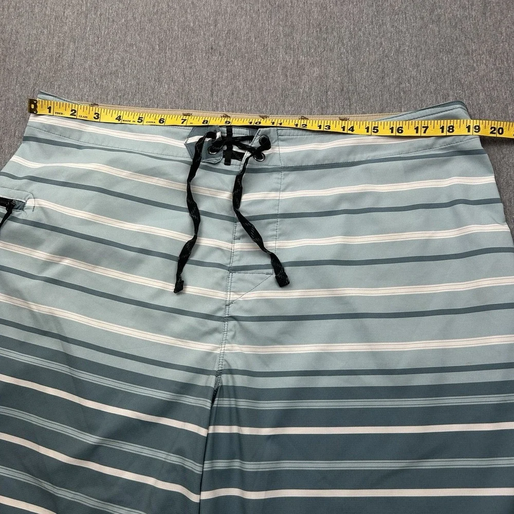 Patagonia Board Shorts‎ Mens 38 Blue Stripes 9